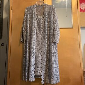 Alex Evenings Formal Wear. Size 16. Taupe.